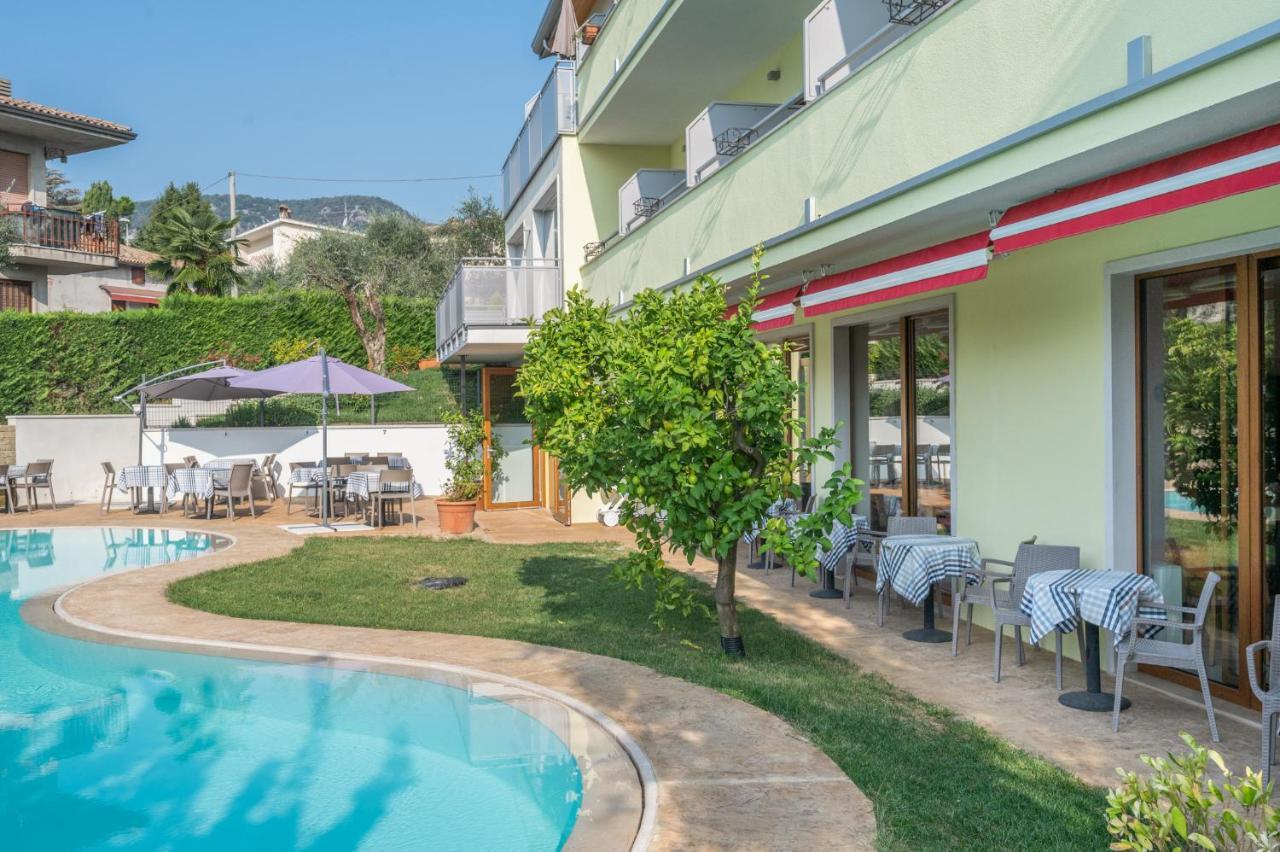 Hotel Alessandra Γκάρντα Εξωτερικό φωτογραφία