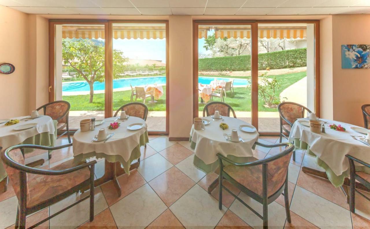 Hotel Alessandra Γκάρντα Εξωτερικό φωτογραφία